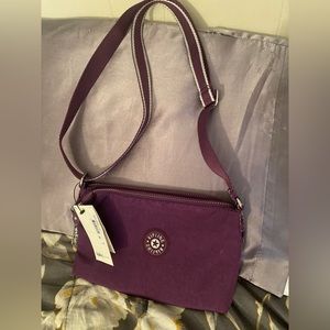 Kipling bag with adjustable straps
